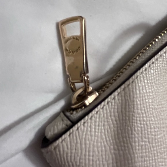 Chalk and Gold Zip Tote Coach Bag - Picture 7 of 7